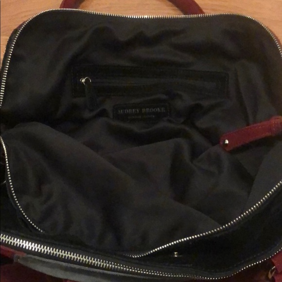 Suede purse - Picture 9 of 15